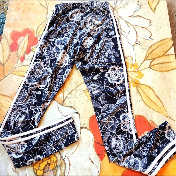 ADIDAS x FARM Rio Florido Black White 2018 Ltd Ed Lace Webs Track Leggings XS - Picture 6 of 14